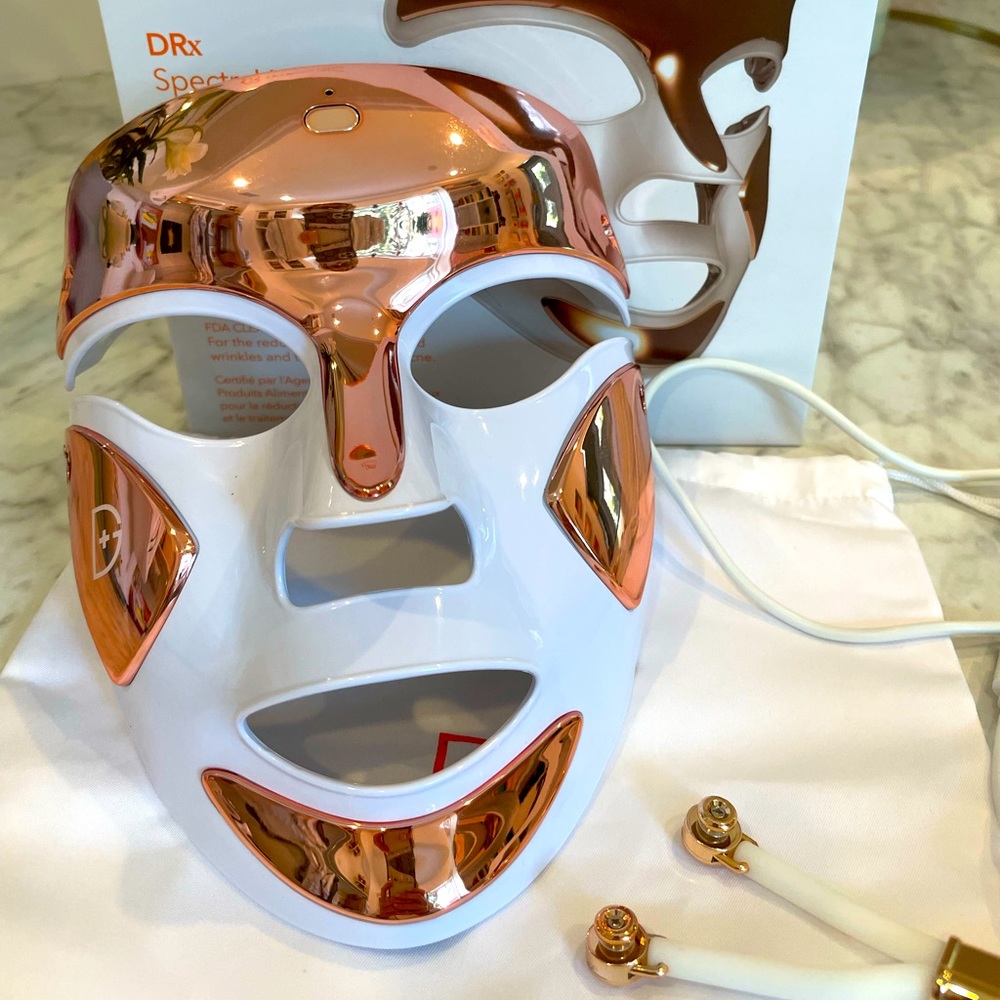 COPY - Dr. Dennis Gross spectra lite faceware pro LED
